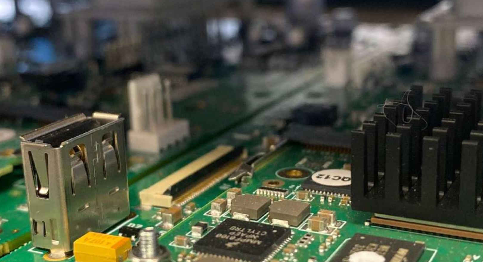 Cartes électroniques sur mesure- SAVELEC